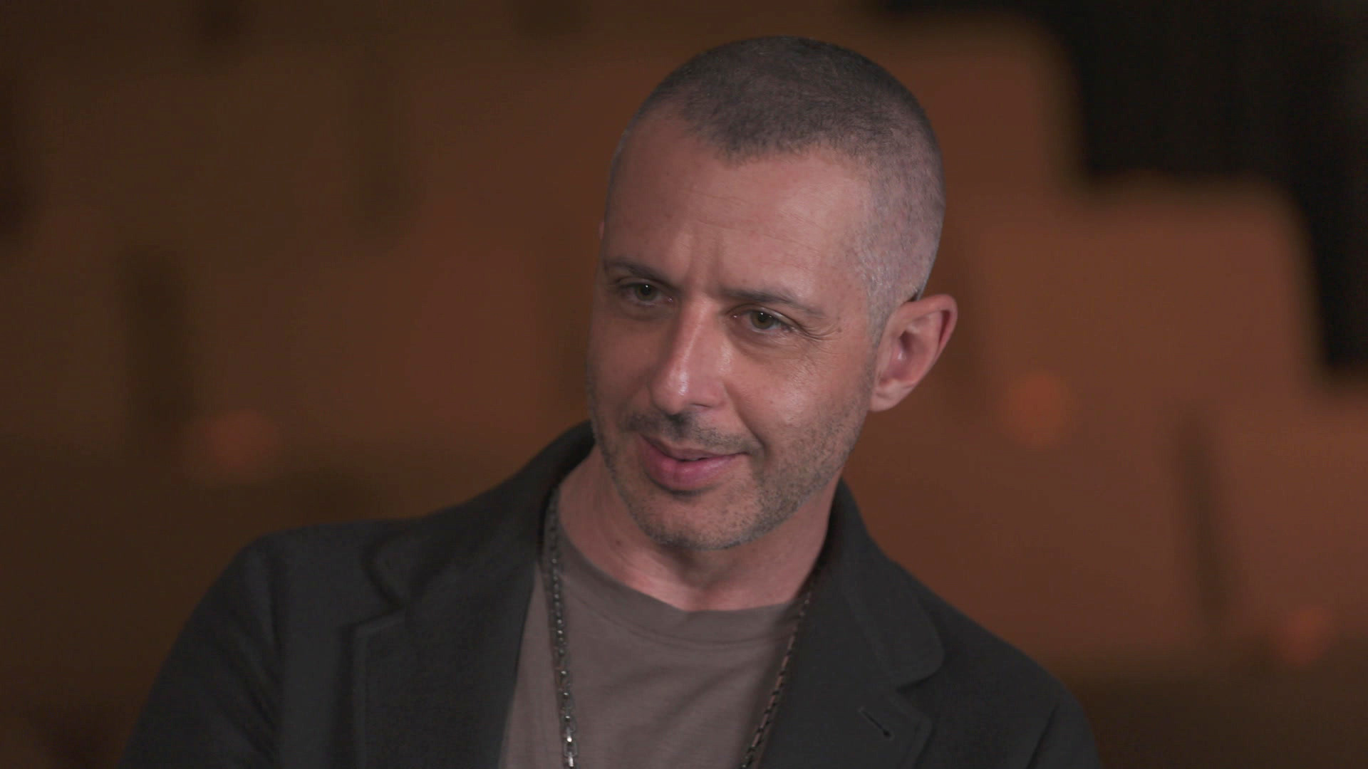 Jeremy Strong interpreta a Mark Zuckerberg en The Social Reckoning