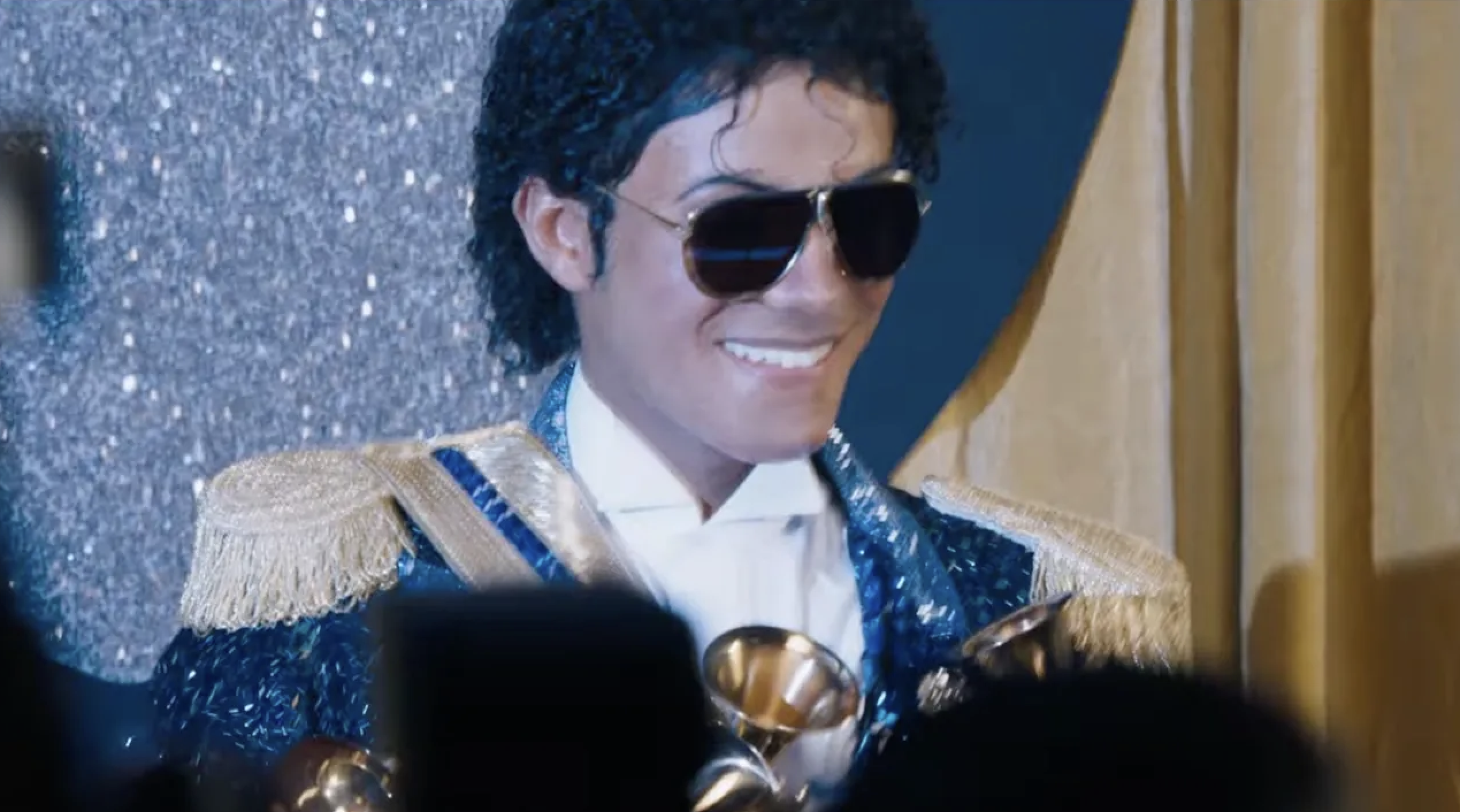 Michael Jackson estático en el escenario del Super Bowl