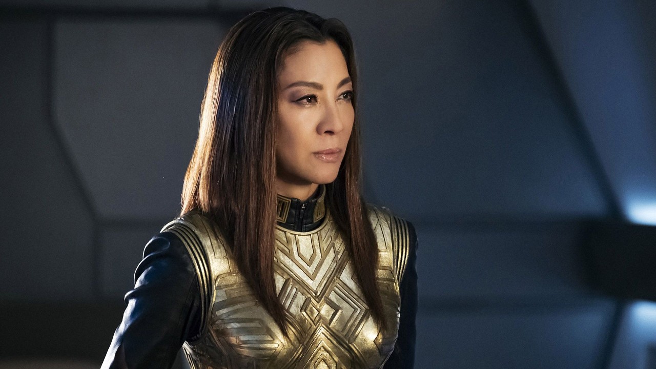 Michelle Yeoh interpreta a Olwen en Blade Runner 2099 de Prime Video