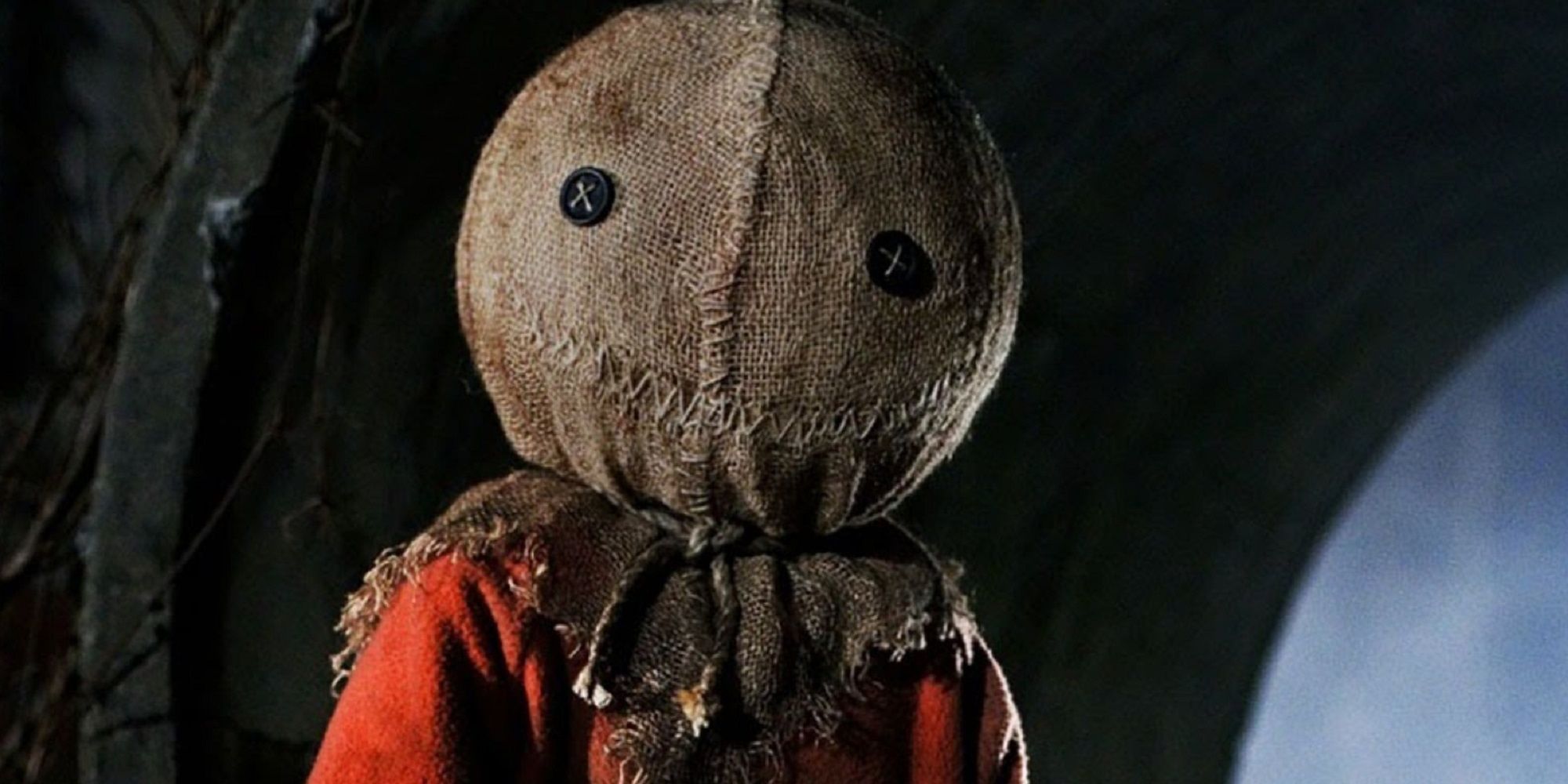 Sam de Trick r Treat celebrando las tradiciones de Halloween